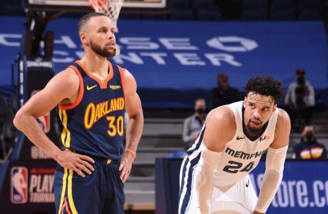 49图库 官网-最强库里遭遇最惨淡结局!明年水花合体再冲冠?